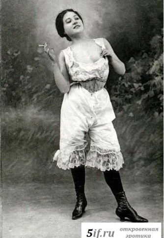 Раздетые шлюхи старого времени (фото)