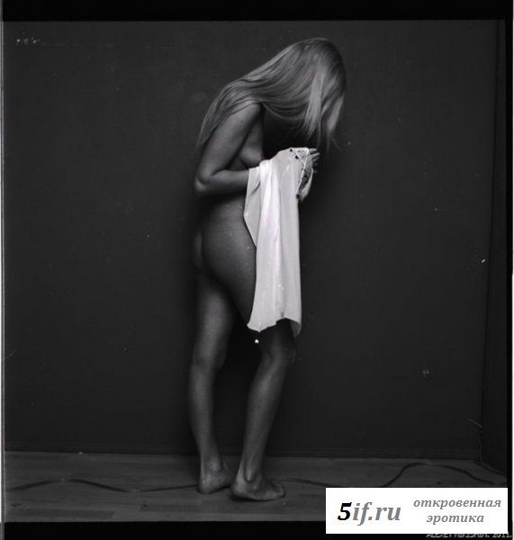 Черно-белая фотосессия участниц Дома 2 (7 фото)