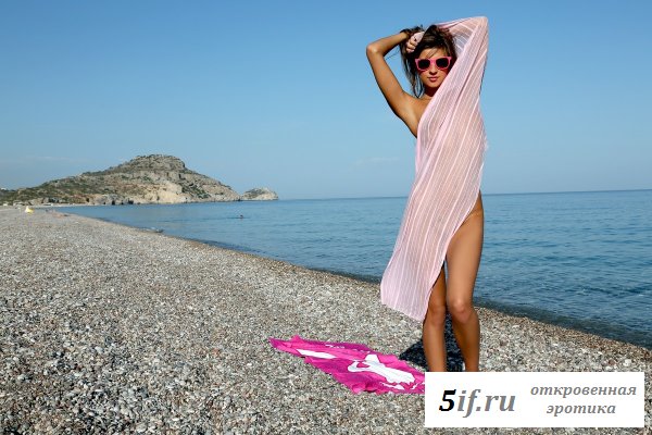 Крошка в прозрачном поранже.