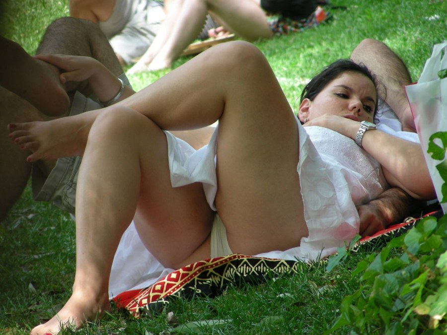 Подглядывание без трусов