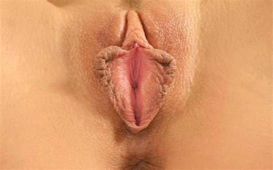 Голые женщины крупным планом