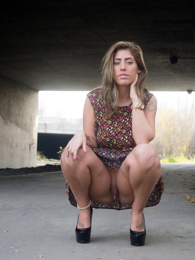 Натуорточках без трусов