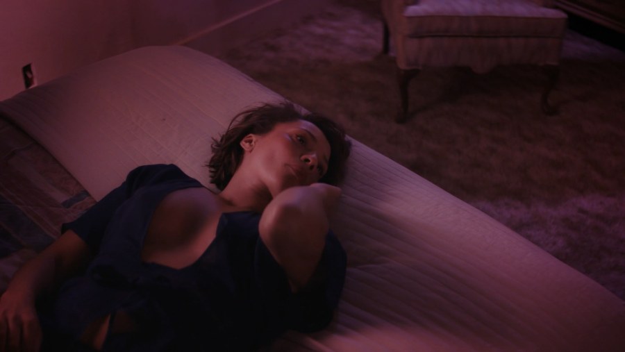 Кармен Элизабет Эджого голая