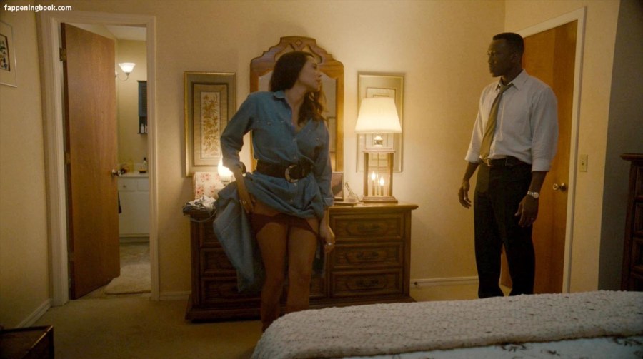 Кармен Эджого Carmen Ejogo nude