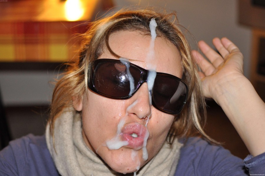 Русская порноактриса в очках