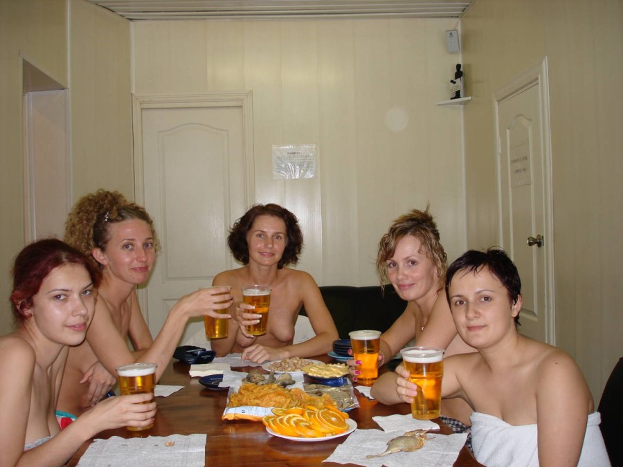 Девичник в сауне
