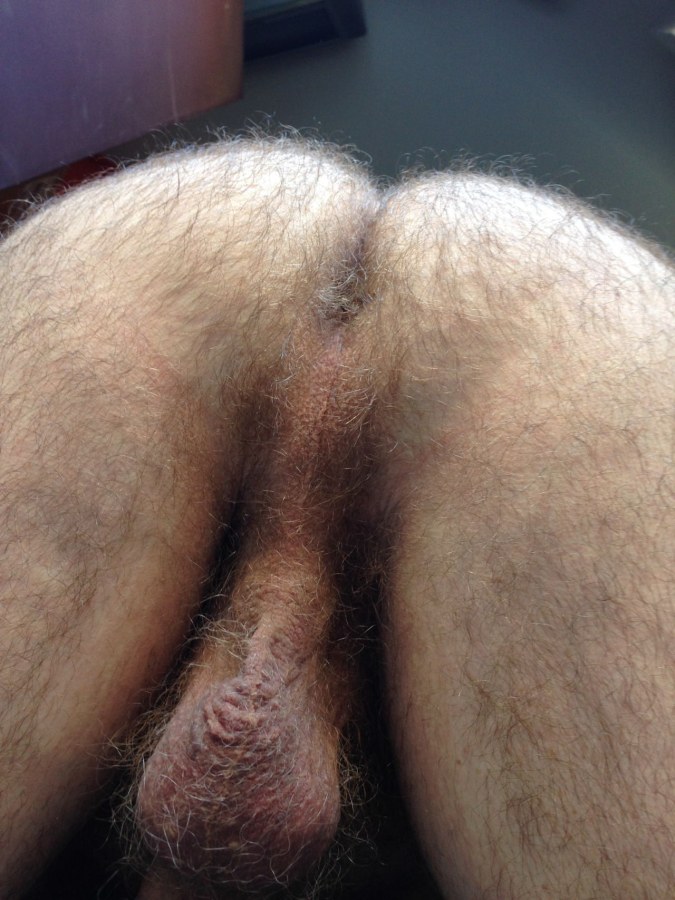 Волосатые мужские попки
