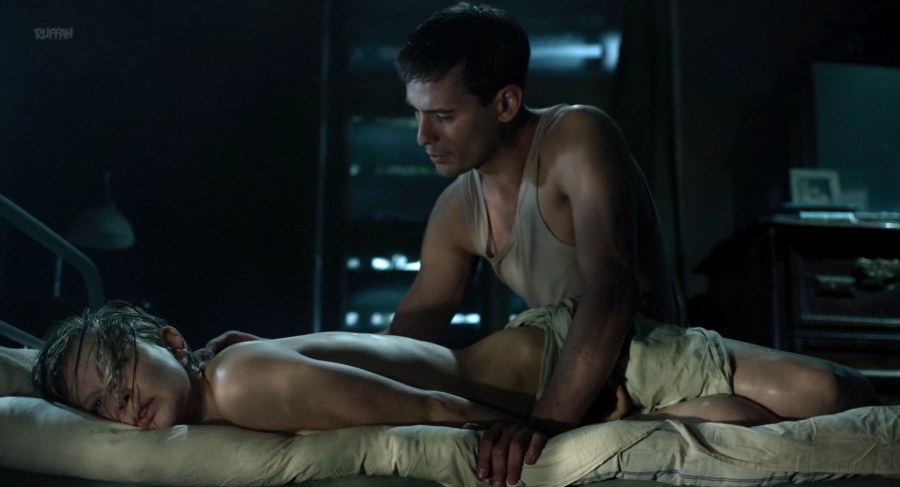 Аньорка Штрехель голая