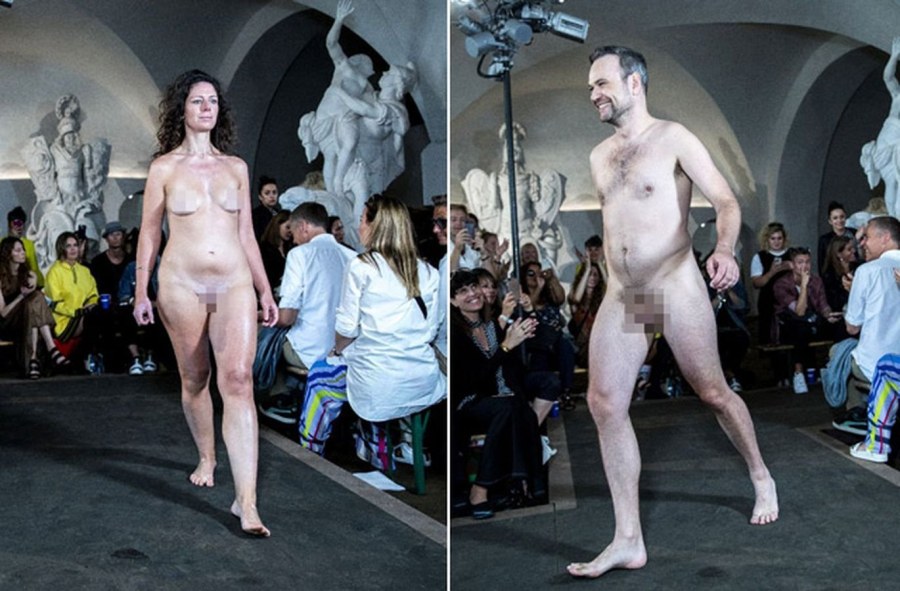 Полные голые манекенщицы