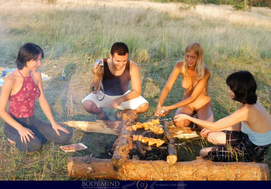 Ебля русских девок на природе