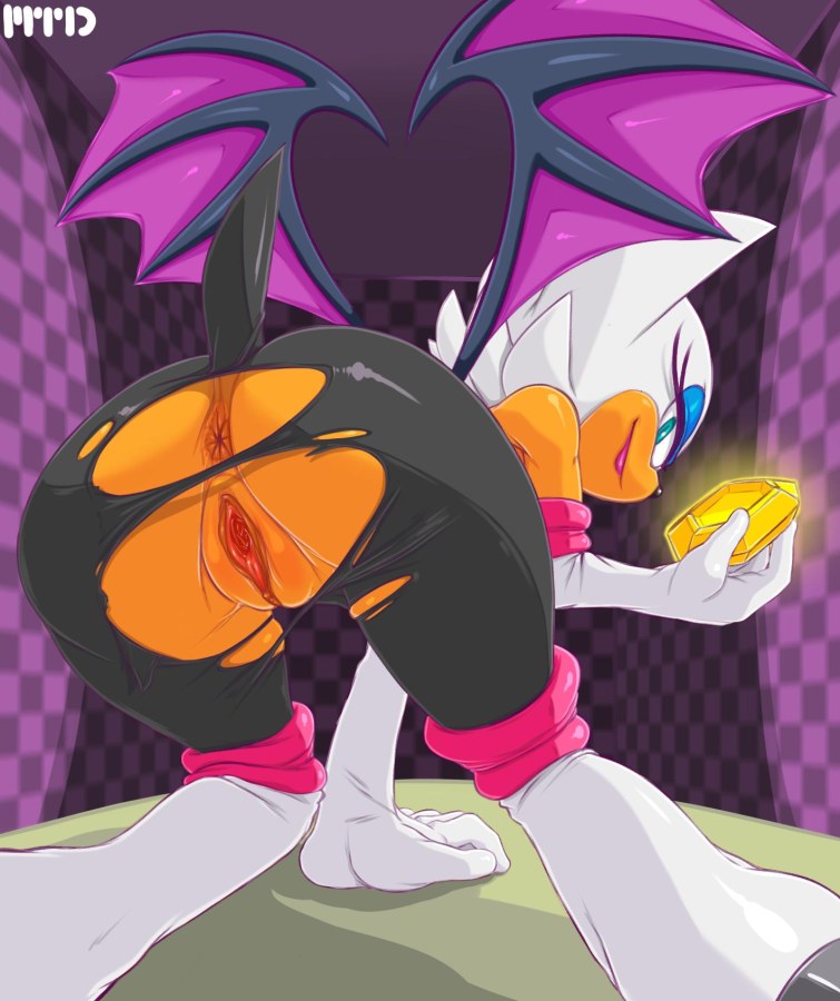 Летучая мышь Руж хентай