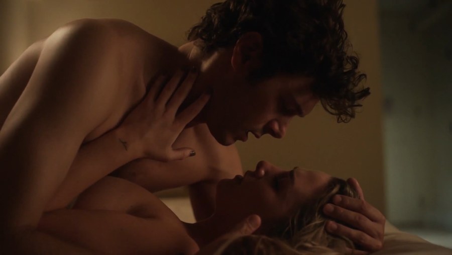 Эддисон Тимлин эротические сцены