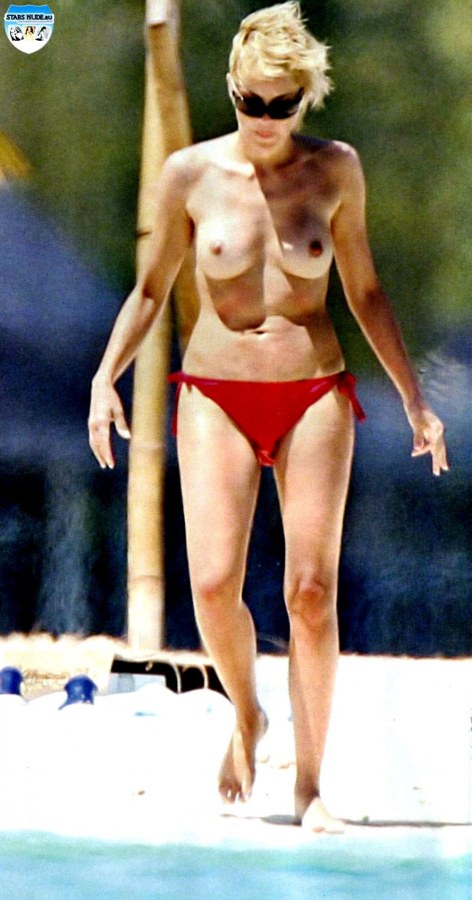 Промежность Шерон Стоун