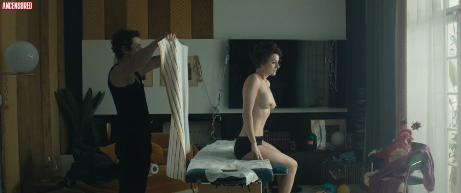 Голые знаменитости xcadr