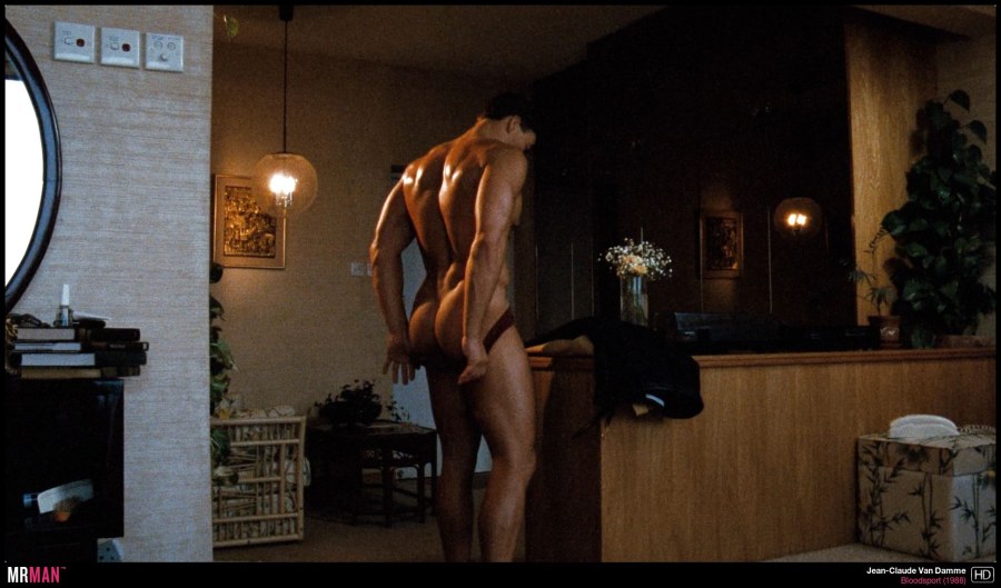 Жан-Клод Ван Дамм голый