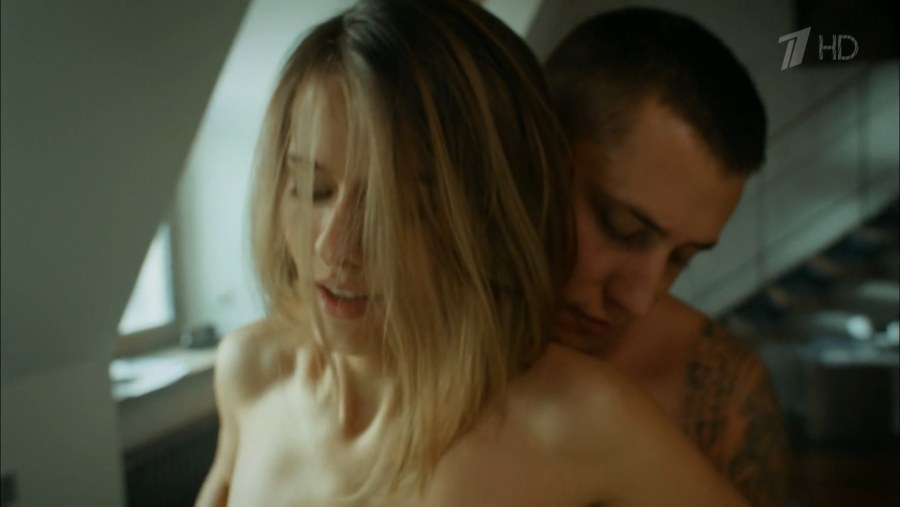 Любовь аксёнова голая в сериале мажор