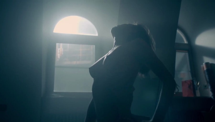 Любовь Аксенова Максим