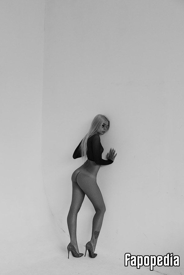 Анастасия Мельникова актриса голая