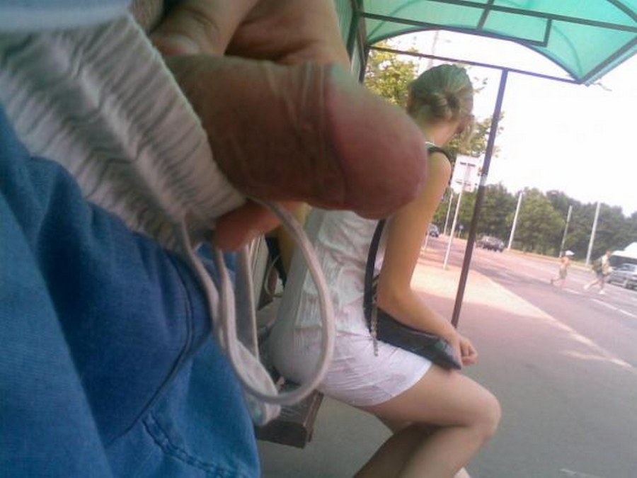 Дрочка на девушек на улице