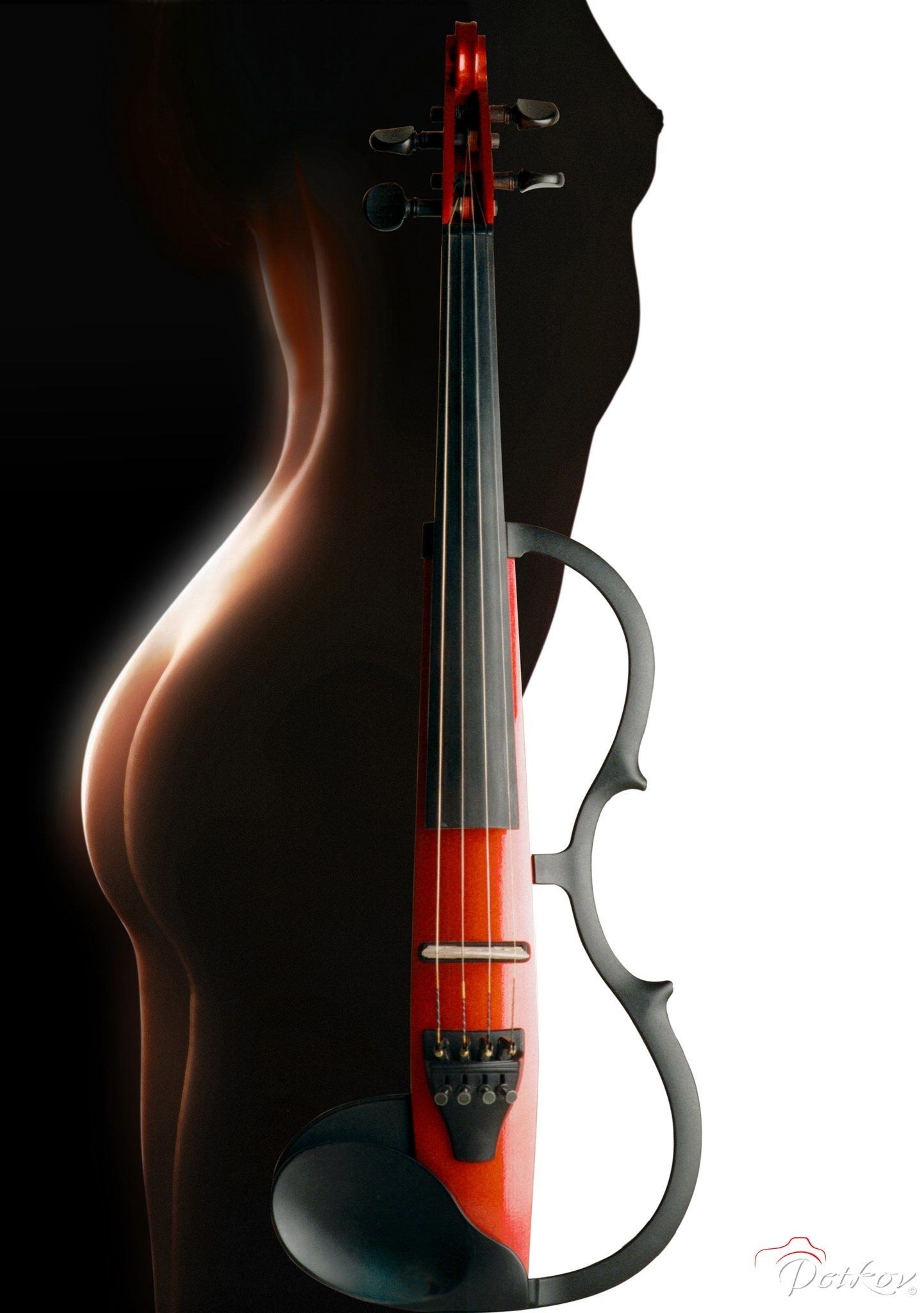 Violin cello. Женщина со скрипкой. Женщина тело скрипка. Виолончель и гитара. Скрипка с порванными струнами.