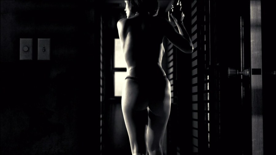 Карла Гуджино город грехов гиф