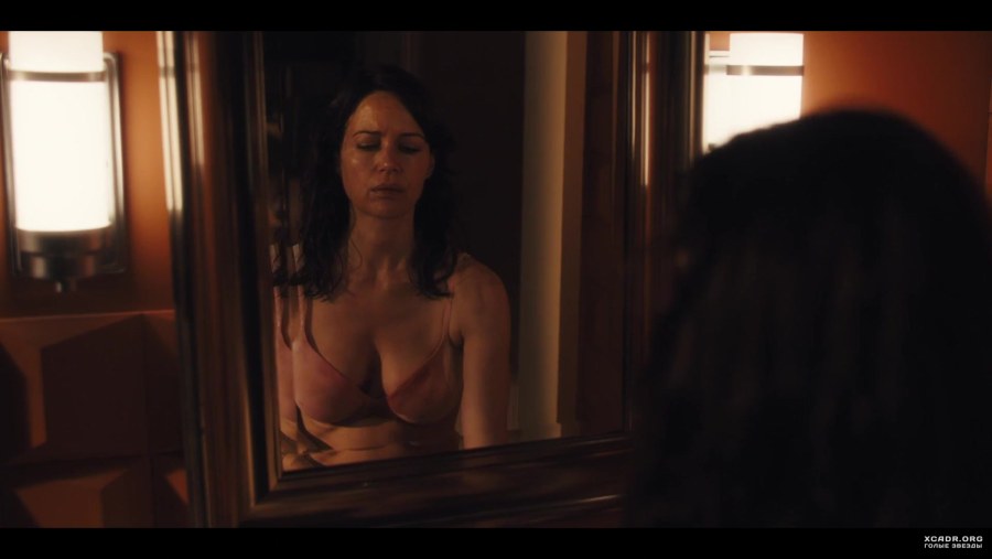 Голая Карла Гуджино Хранители