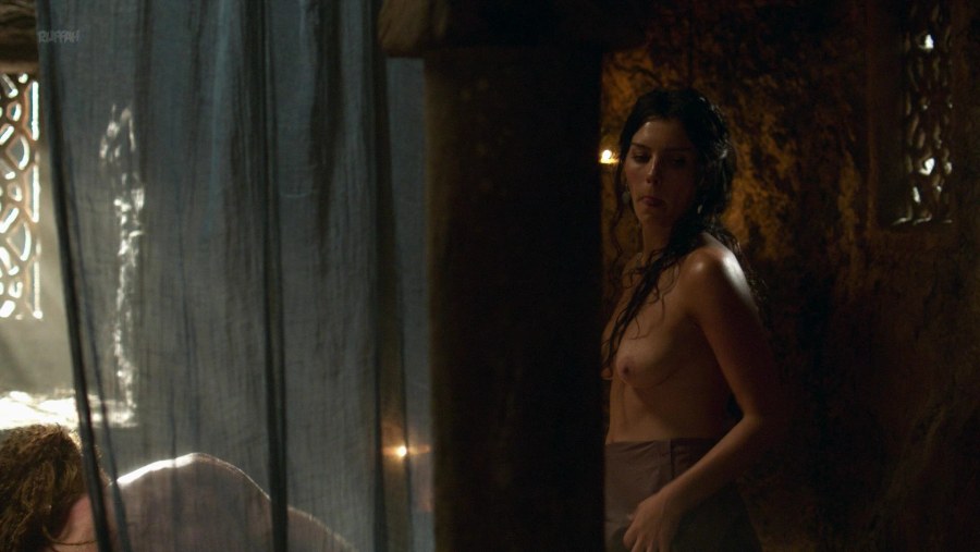 Аннабелль Уоллис украденные