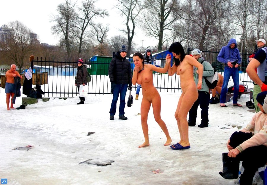 Эротические купания в иордани