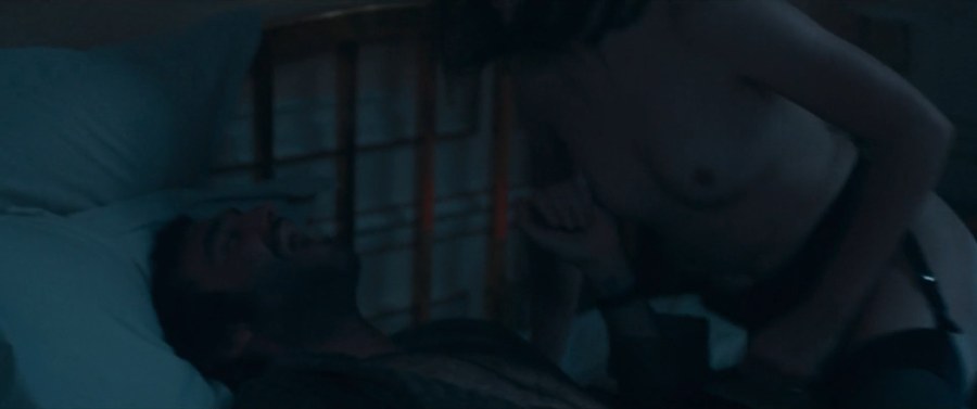 Фото голой Мариса Паредес