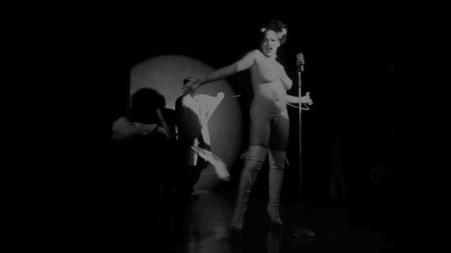 Эротические постановки в театре