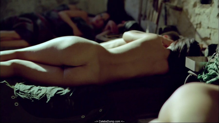 Аннабелль Уоллис Грейс бёрджесс голая