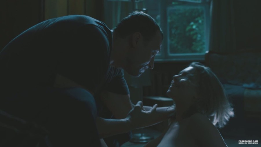 Алексис Дзена сломанные цветы