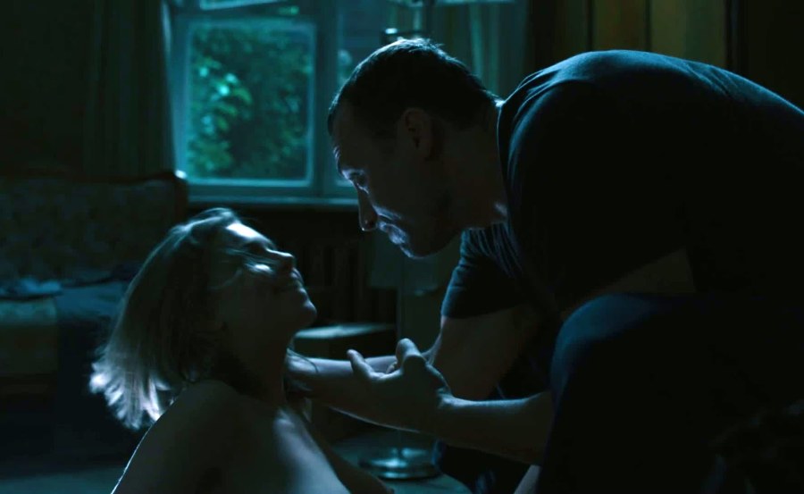 Дарья Мельникова голая в фильме стальная бабочка