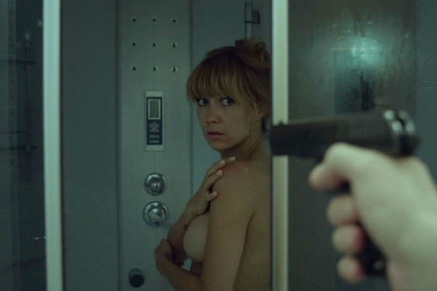 Голая Екатерина Климова в чулках