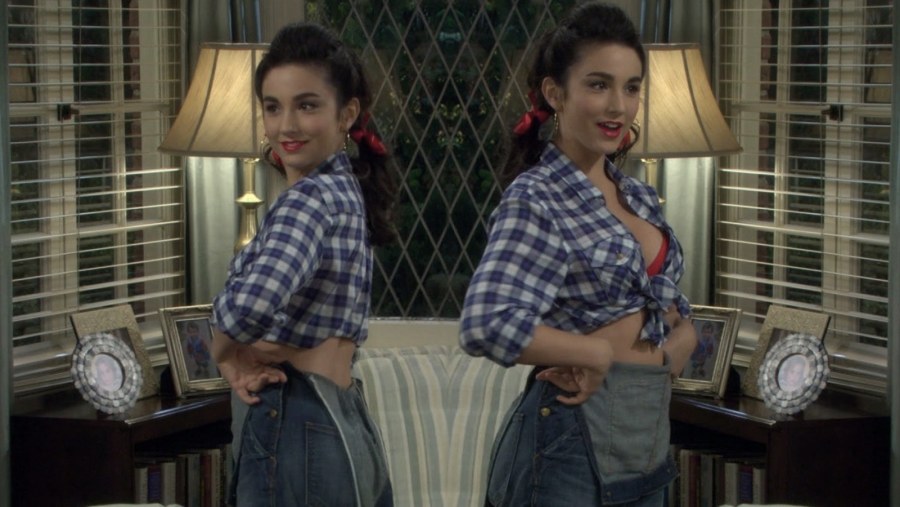 Molly Stewart (Молли Стюарт)