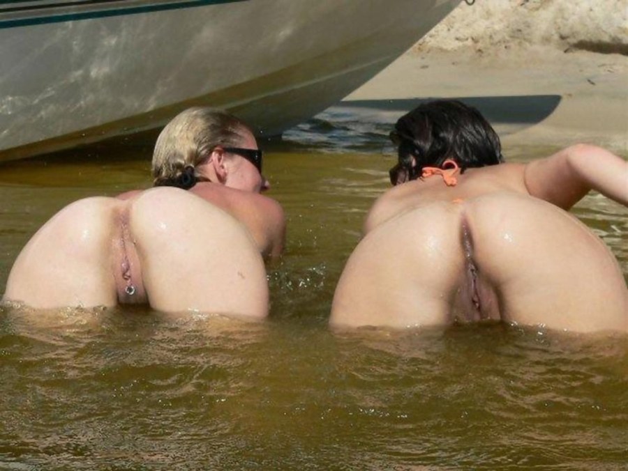 Зрелые голые волосатые на пляже