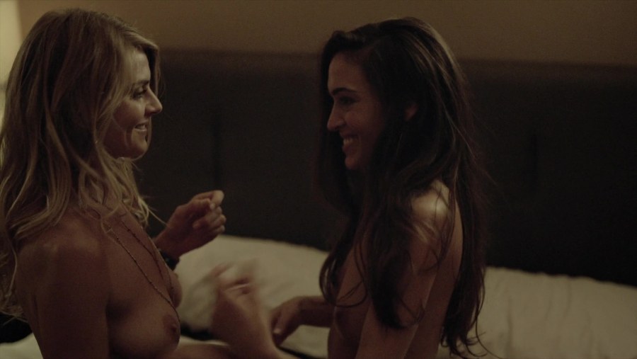 Eliza Coupe украденные фото