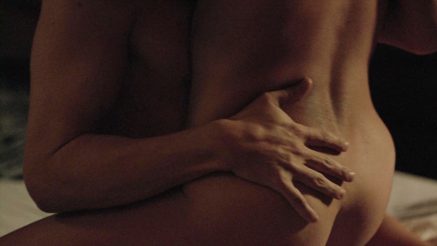 Элиза куп голая клиника