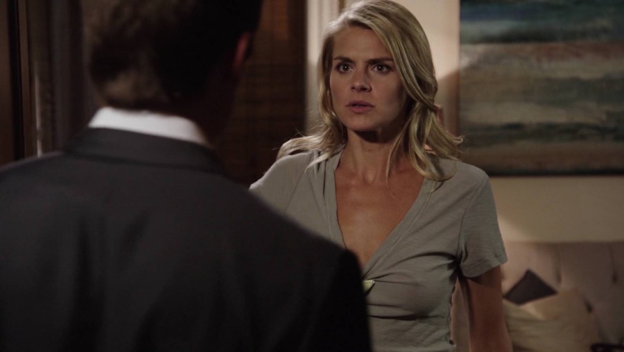 Элиза Душку секси лесби