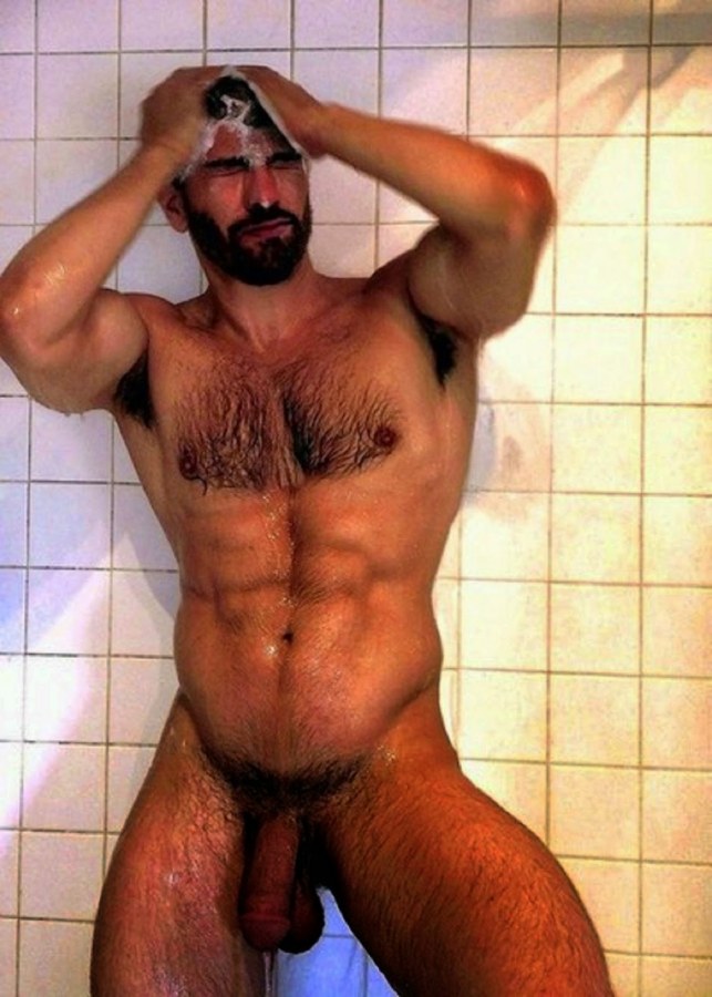 Голые персидские мужчины