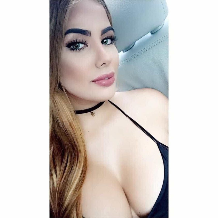 Maria Gjieli в бикини