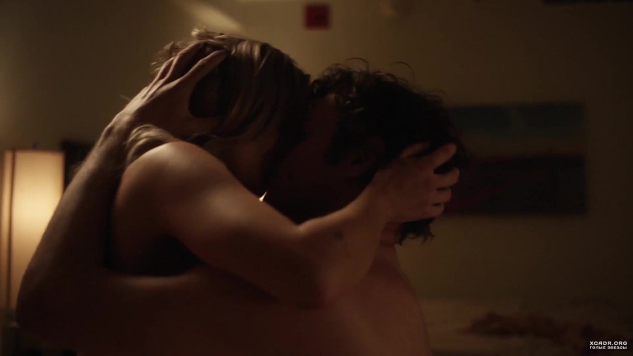 Голая Эддисон Тимлин в сериале «Блудливая Калифорния», 2007