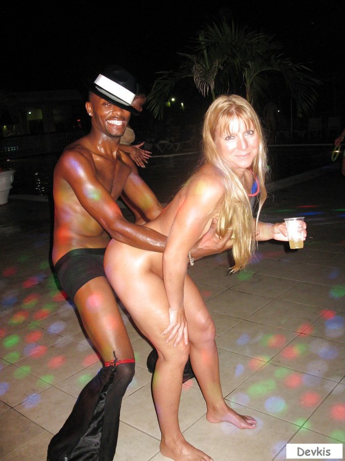 Ямайские девушки с большой xxx