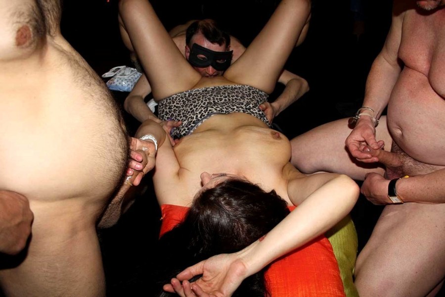 Частная свингер вечеринка