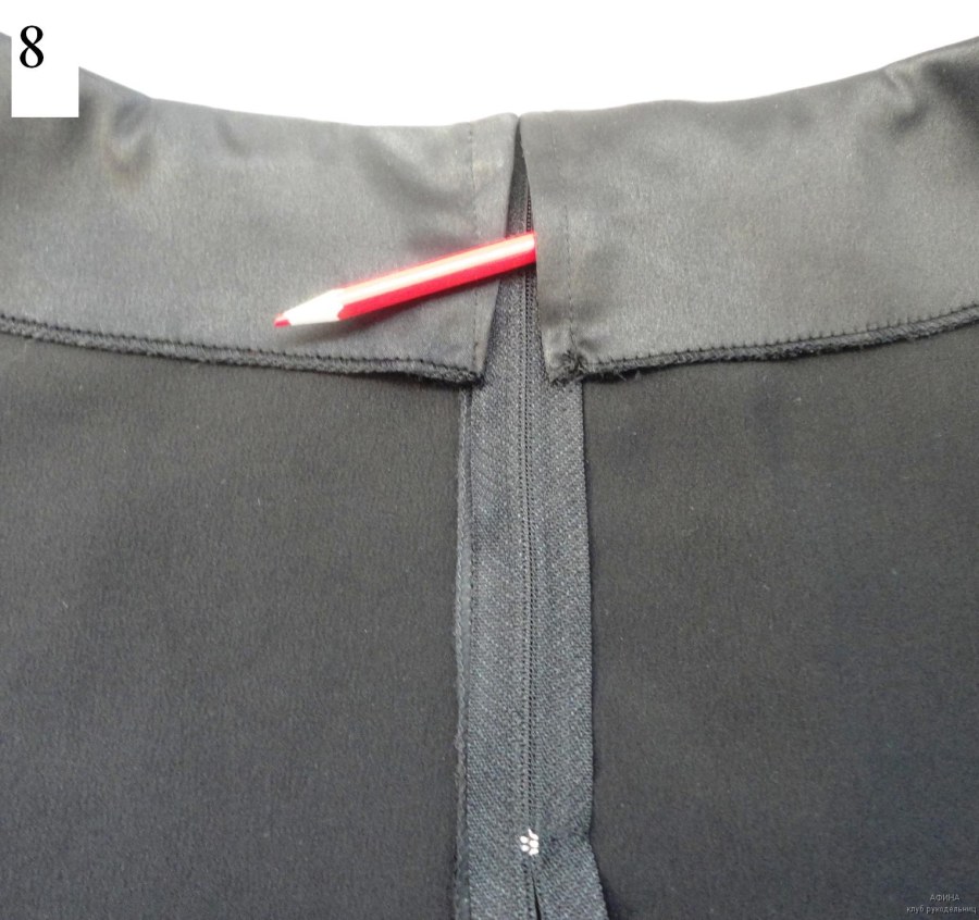 Небольшие попки в джинсах