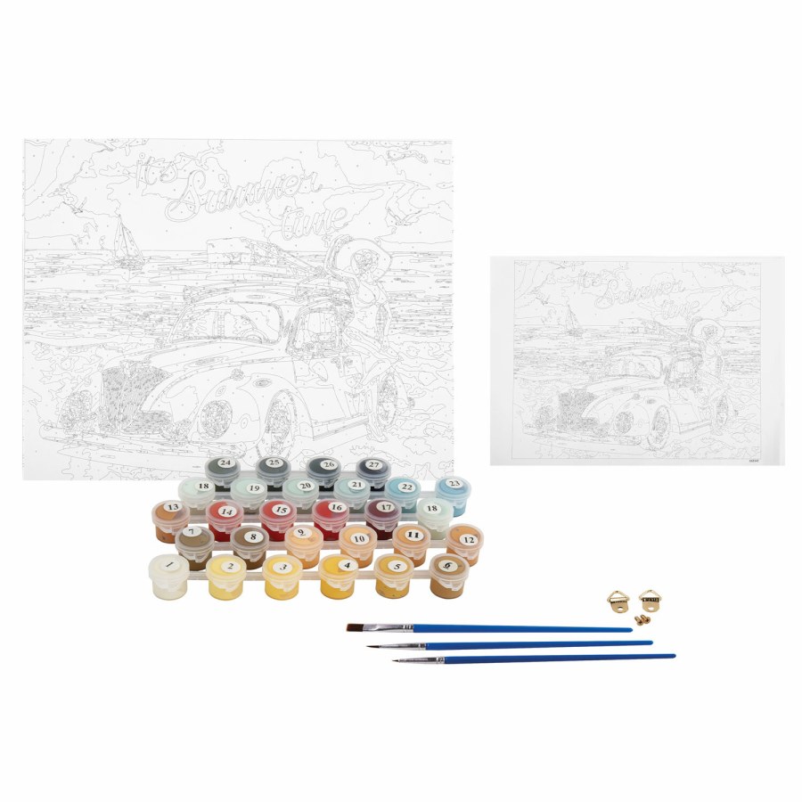 Голые на пляже крупным планом