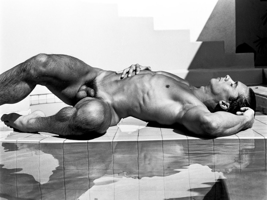 Рискованные голые парни