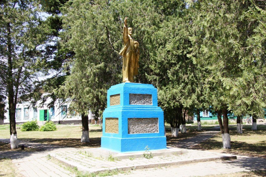 Новопокровка Харьковская область Чугуевский район