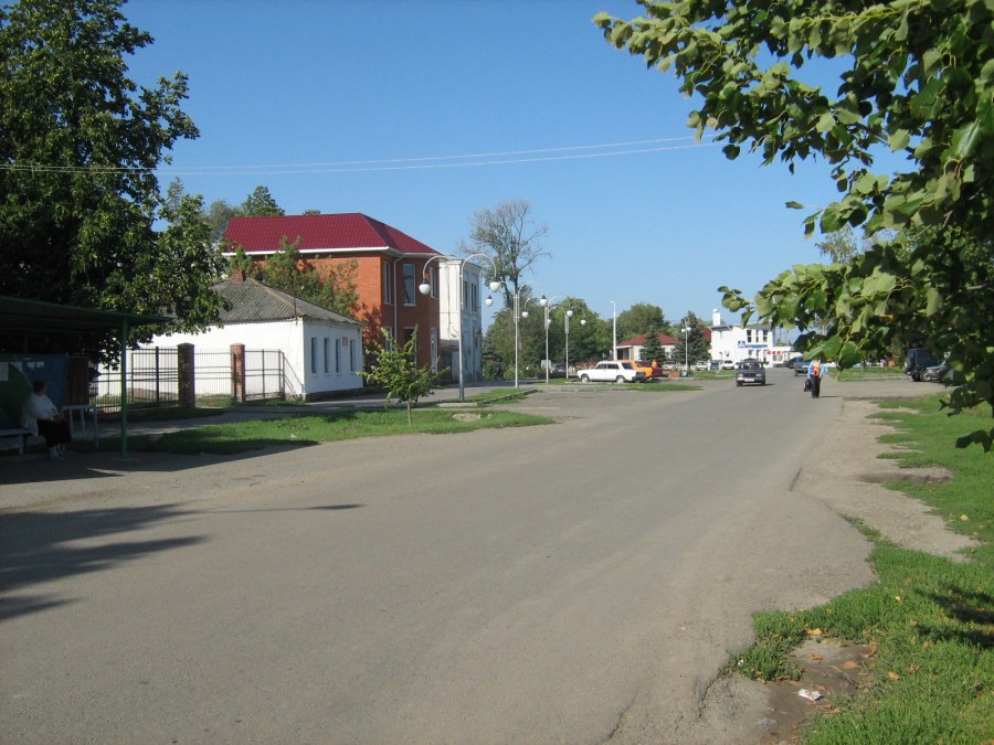 Малокубанский поселок Новопокровский район