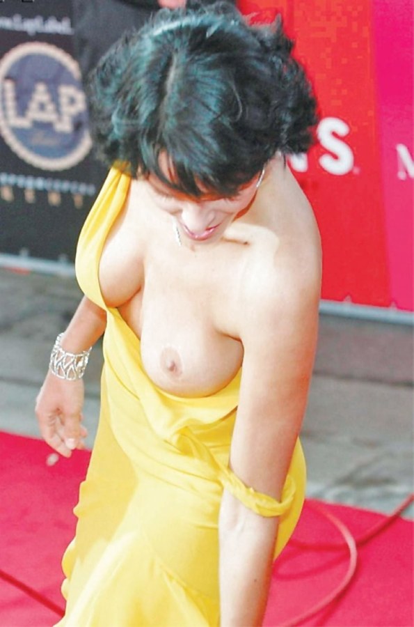 Надя Дорофеева голая фейк